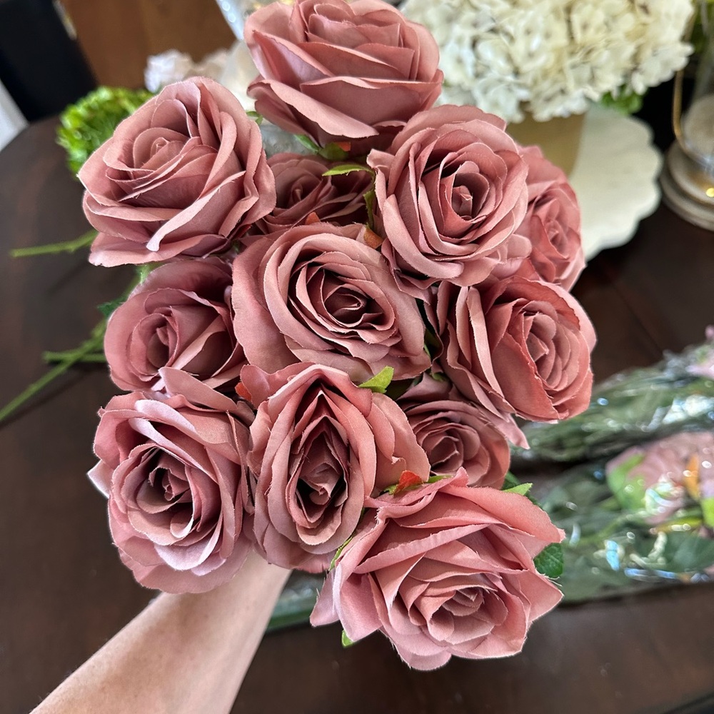 Artificial Mauve Rose Bouquet by